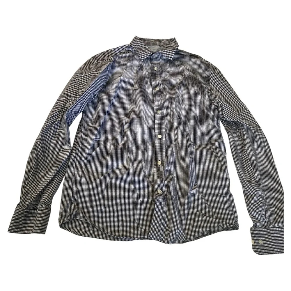 Banana republic black white checkered lux poplin button down shirt